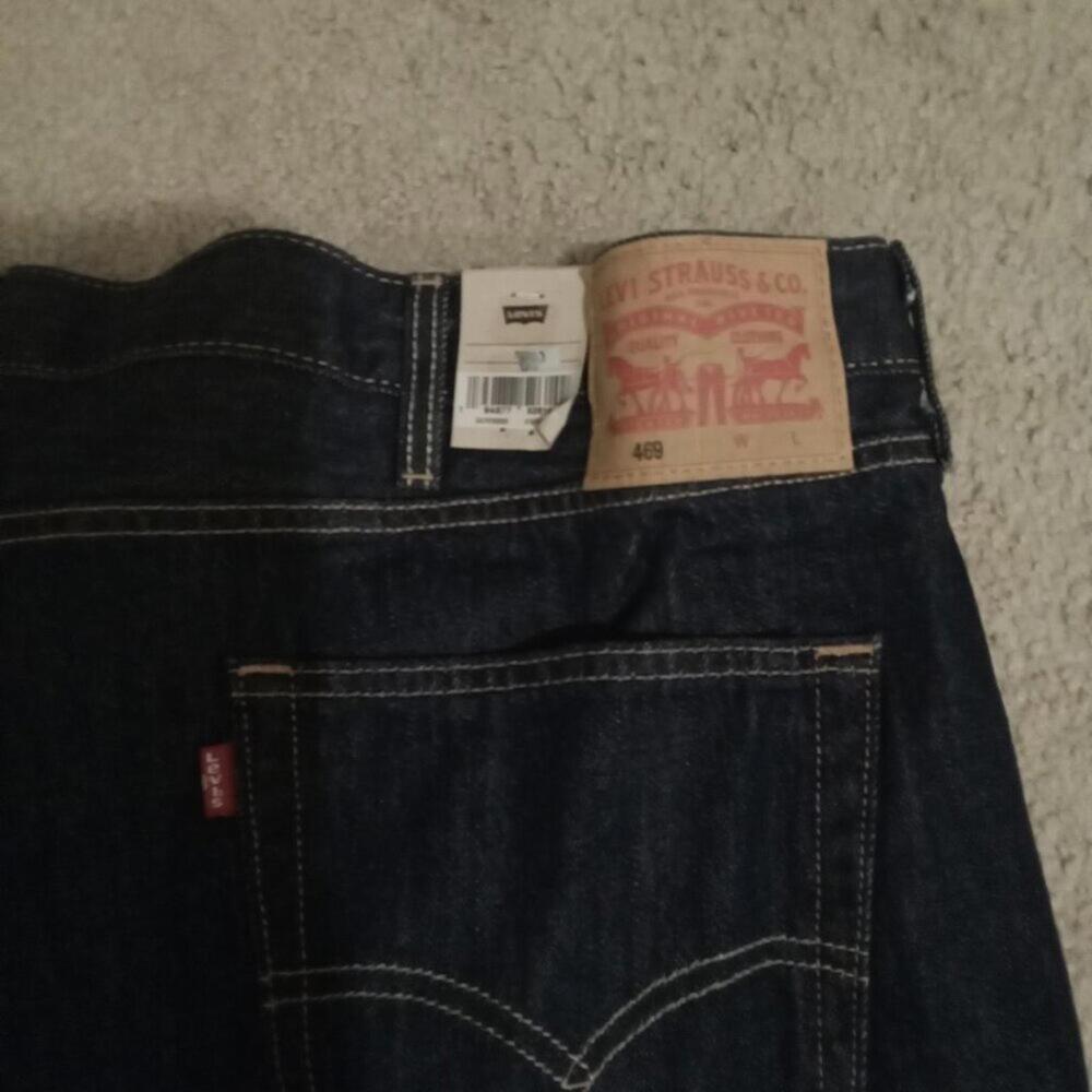 Levis 469 Loose Shorts-Size 50 - Picture 3 of 5